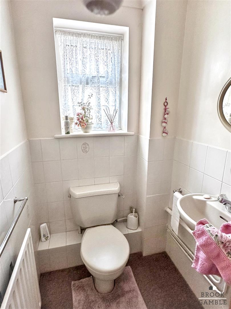 3 Bedroom House. Schofield Way in Eastbourne,  8